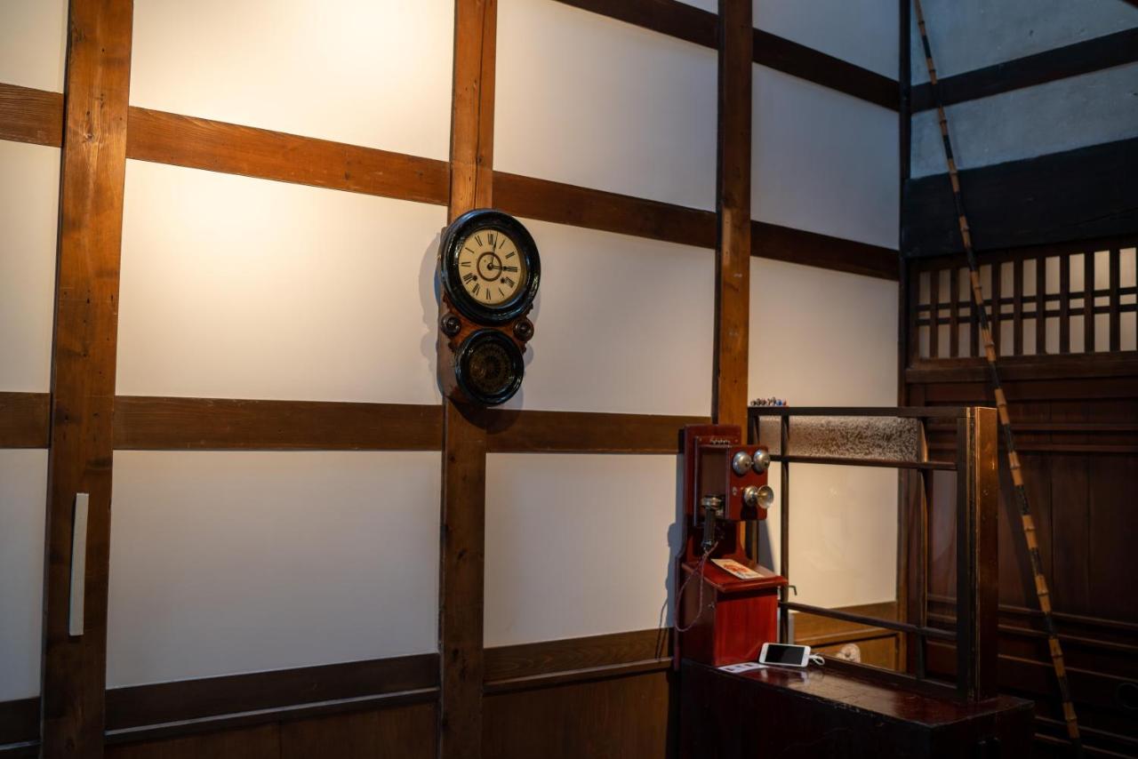Machiya Guest House Carta Kanazawa Buitenkant foto