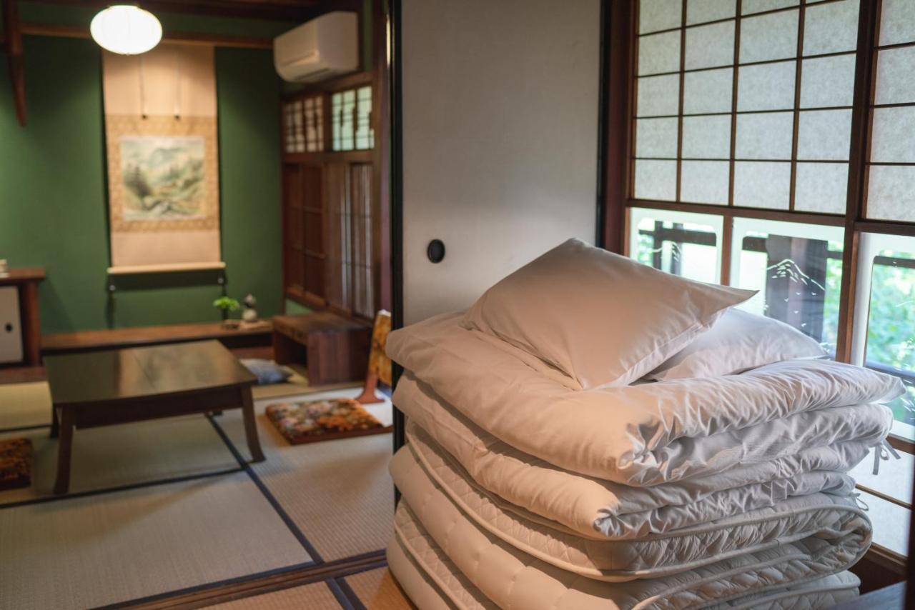 Machiya Guest House Carta Kanazawa Buitenkant foto