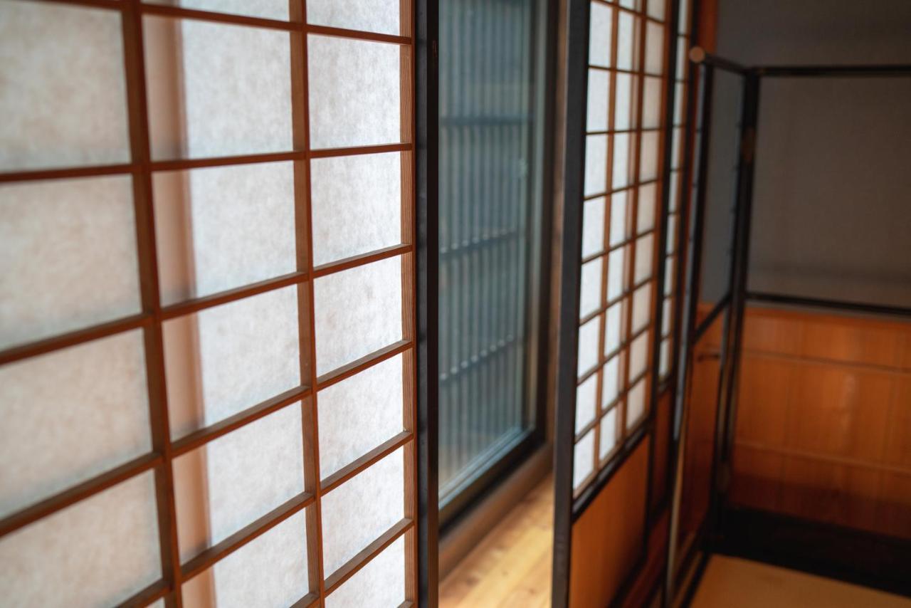 Machiya Guest House Carta Kanazawa Buitenkant foto