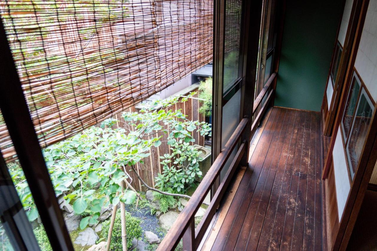 Machiya Guest House Carta Kanazawa Buitenkant foto
