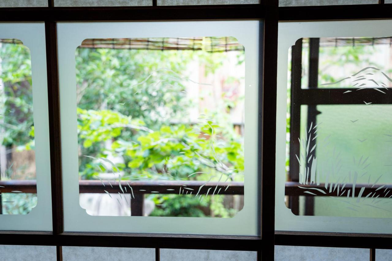 Machiya Guest House Carta Kanazawa Buitenkant foto