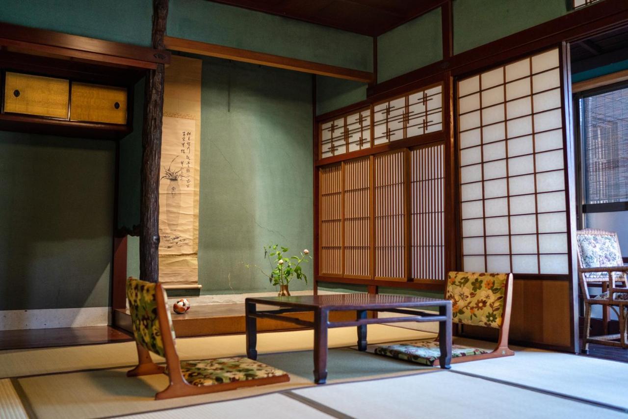 Machiya Guest House Carta Kanazawa Buitenkant foto