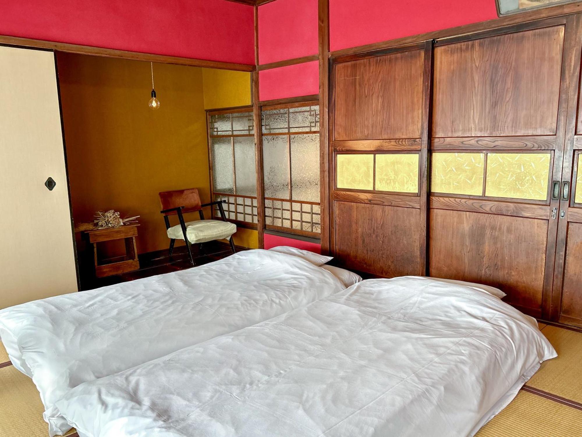 Machiya Guest House Carta Kanazawa Buitenkant foto